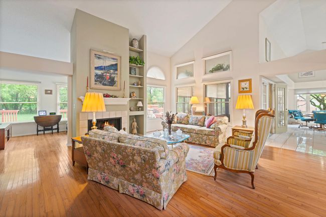 21570 N Inglenook Ln, House other with 3 bedrooms, 3 bathrooms and 2 parking in Deer Park IL | Image 4