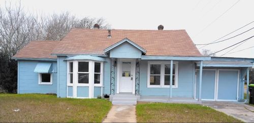 1200 Avenue A, Bay City, TX, 77414-3402 | Card Image