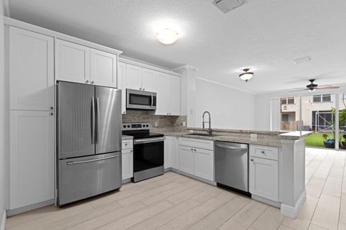 9736 Porta Leona Ln, Boynton Beach, FL, 33472-2774 | Card Image
