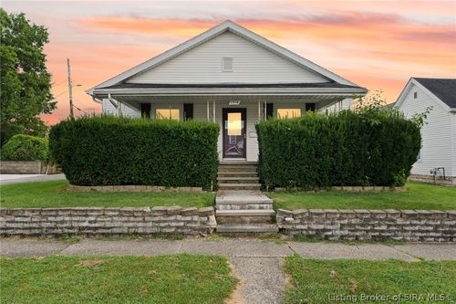 1516 17th St, Bedford, IN, 47421-4104 | Card Image