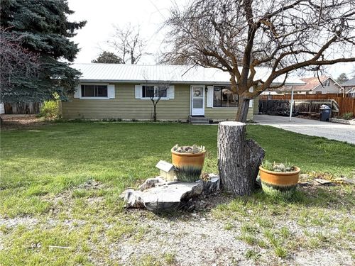 104 W 1st St, Waterville, WA, 98858-9005 | Card Image