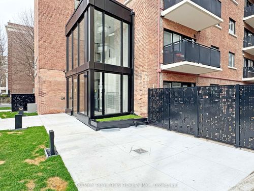 308-95 Lawton Boulevard, Toronto, ON, M4V1Z8 | Card Image