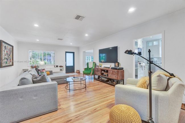 4131 Lybyer Ave, House other with 3 bedrooms, 2 bathrooms and null parking in Coconut Grove FL | Image 14