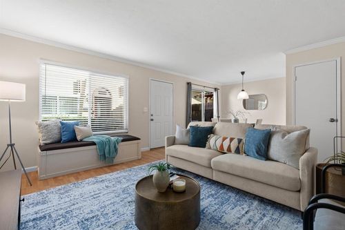 11052 Via San Marco, San Diego, CA, 92129-2047 | Card Image