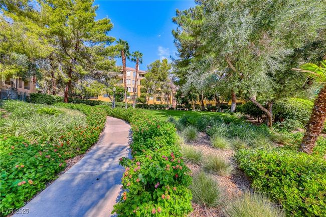 UNIT-121 - 210 E Flamingo Rd, Condo with 2 bedrooms, 2 bathrooms and null parking in Las Vegas NV | Image 19