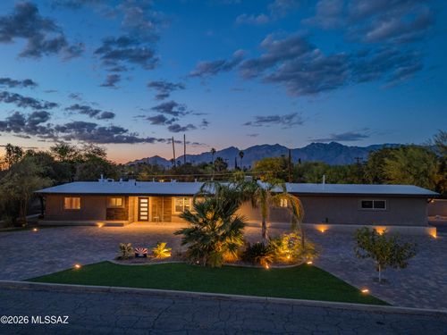 5125 E Burns Place, Tucson, AZ, 85711 | Card Image