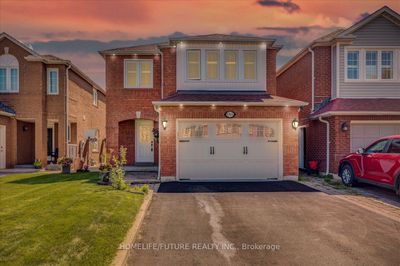 96 Booth Cres, House other with 3 bedrooms, 4 bathrooms and 5 parking in Ajax ON | Image 3