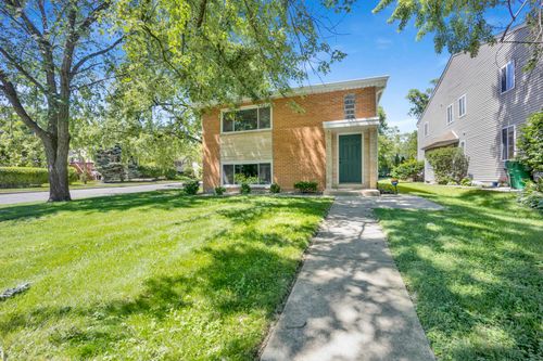 27W180 Cooley Ave, Winfield, IL, 60190-1313 | Card Image