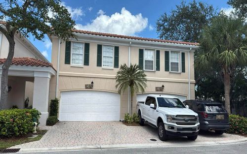 35 Laurel Oaks Cir, Jupiter, FL, 33469-2757 | Card Image