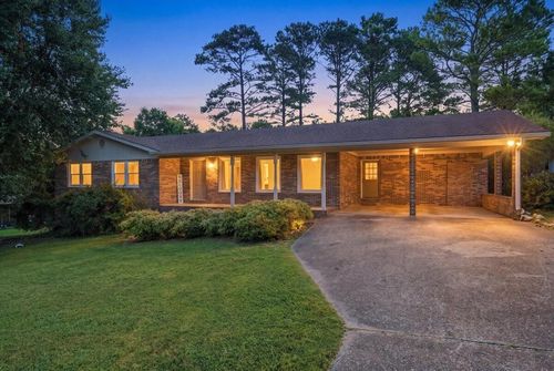 1232 Hall Dr, Bridgeport, AL, 35740-6502 | Card Image