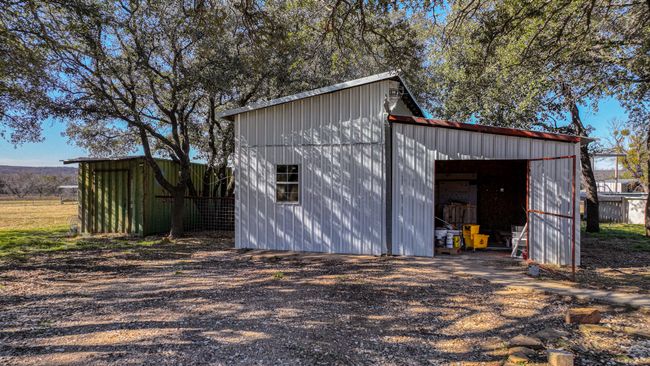 518 Private Road 902, House other with 3 bedrooms, 2 bathrooms and null parking in Mingus TX | Image 38