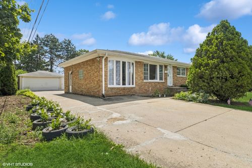 901 S Can Dota Ave, Mount Prospect, IL, 60056-4202 | Card Image