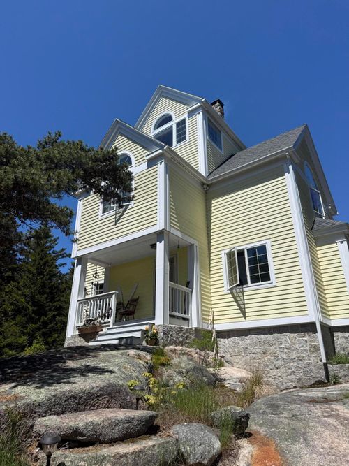 29 Forest Way, Swans Island, ME, 04685 | Card Image