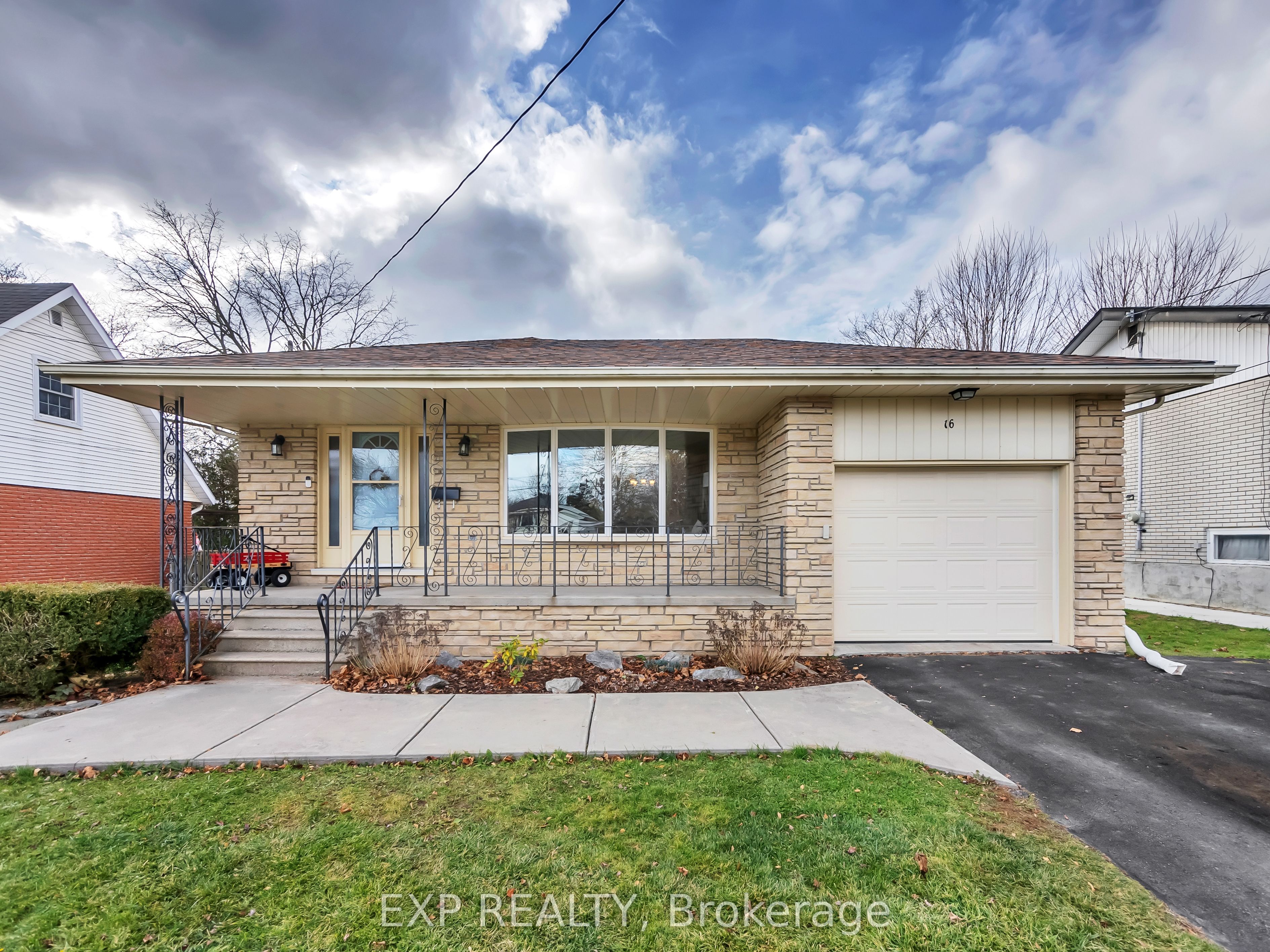 Residential in Belleville 5