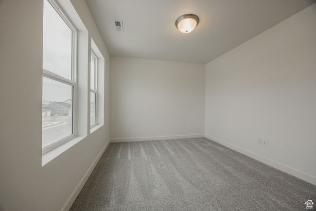 Upstairs Guest Bedroom 1 | Image 21