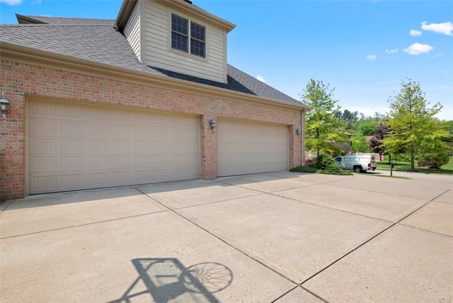 202 Emerson Pines Dr, House other with 5 bedrooms, 5 bathrooms and 4 parking in Cranberry Township PA | Image 48