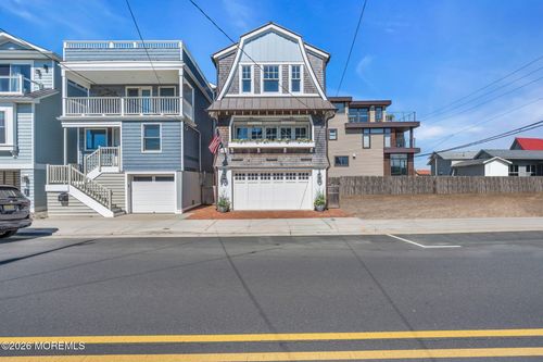 255 1st Ave, Manasquan, NJ, 08736-3944 | Card Image
