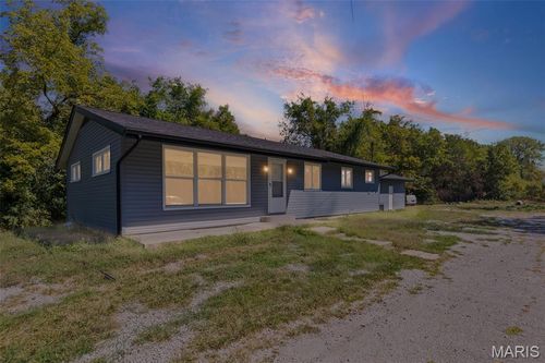 1226 N 71st St, East Saint Louis, IL, 62203-1109 | Card Image