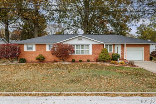 1103 Walnut St, Germantown, IL, 62245-2714 | Card Image