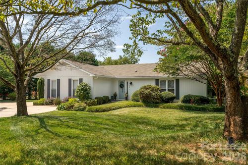 108 Surfside Ln, Mooresville, NC, 28117-7464 | Card Image