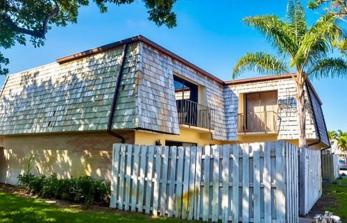 1-194 Lake Arbor Dr, Palm Springs, FL, 33461-2144 | Card Image