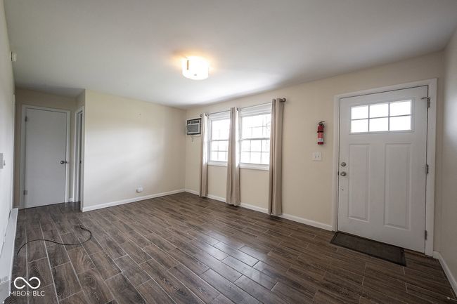 APT-6 - 140 Maple Park Dr, Condo with 2 bedrooms, 1 bathrooms and null parking in Westfield IN | Image 7