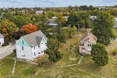 2424 18th Street, House other with 3 bedrooms, 2 bathrooms and null parking in Cedar Rapids IA | Image 3