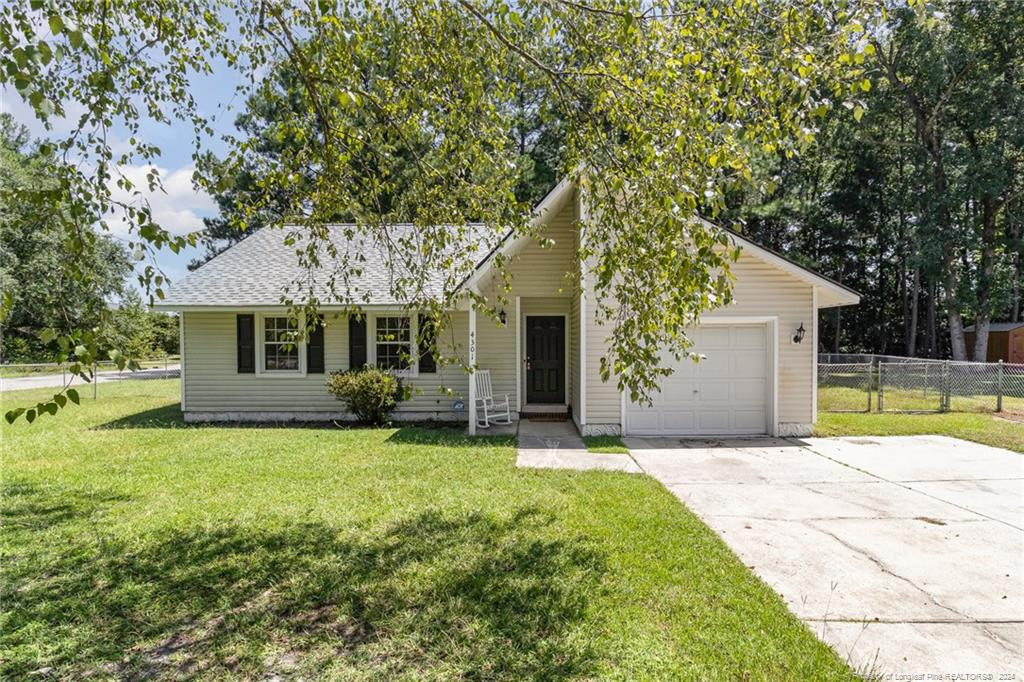 Bridge St, Hope Mills, NC 28348