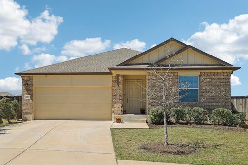 138 George Kimble Cv, Bastrop, TX, 78602-2077 | Card Image