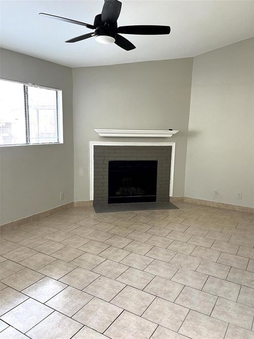 apt-3402-7200 T C Jester Blvd, Houston, TX, 77088-7464 | Card Image