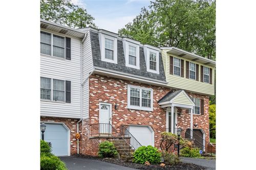 1356 Quail Run Cir, Bethel Park, PA, 15102 | Card Image