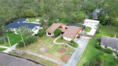 Oversized extended driveway and double 8 ft gates! | Image 2