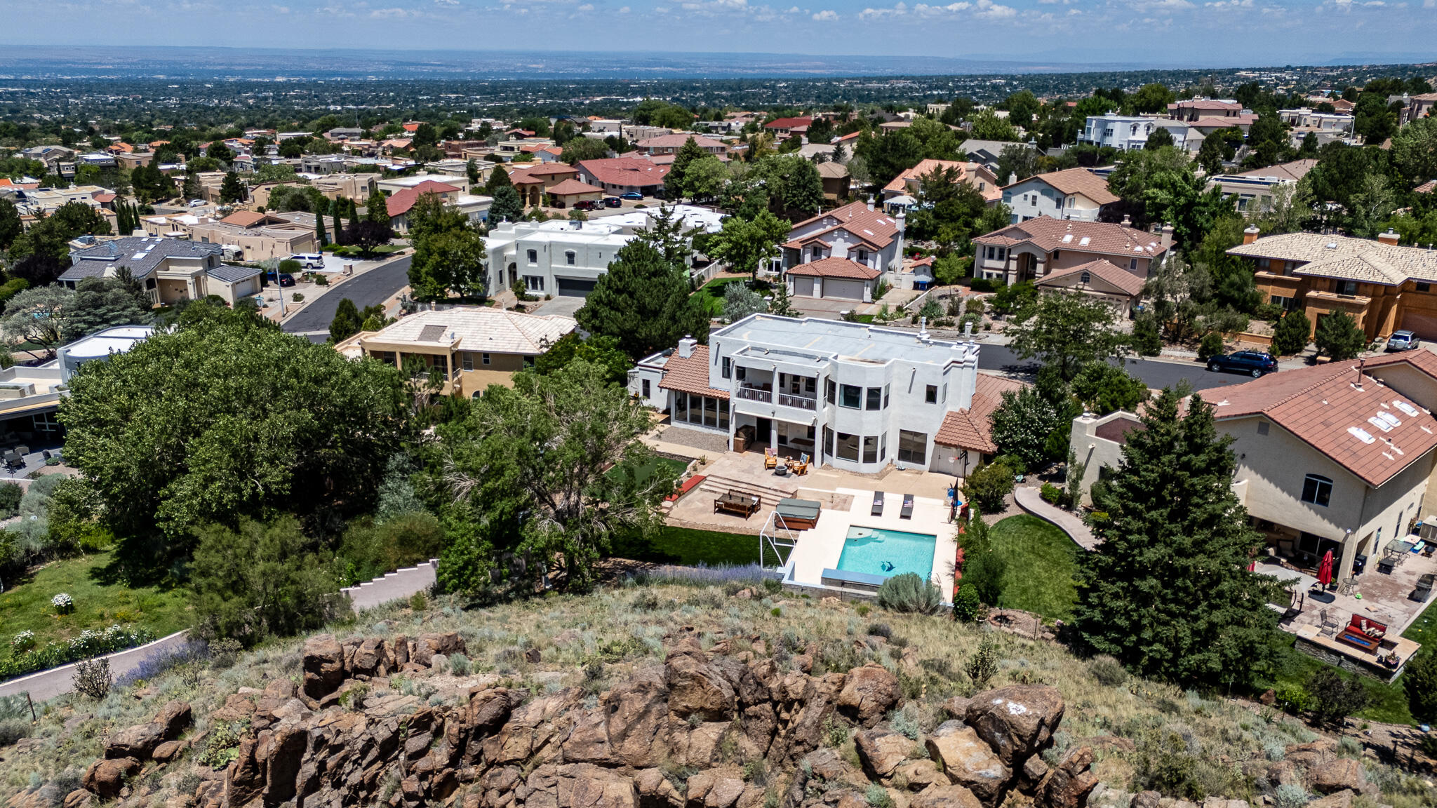 Crested Butte Dr, Albuquerque, NM 87112