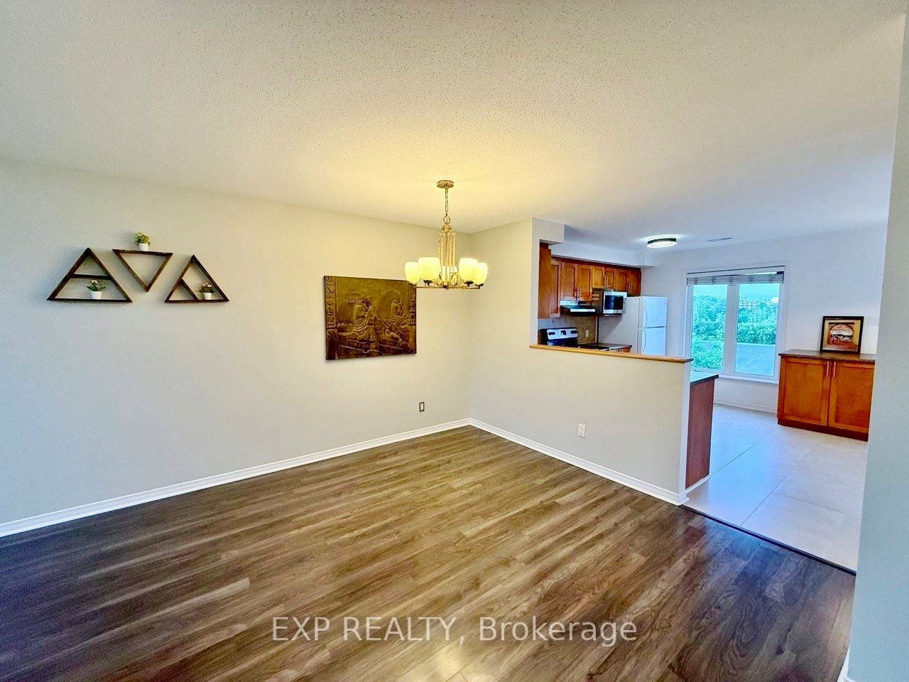 Residential in Hunt Club - South Keys and Area 3