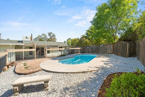 3255 Winding Way, Redding, CA, 96003 | Card Image