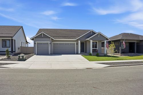 5949 S Sherri Lea Rd, Spokane, WA, 99224-6216 | Card Image