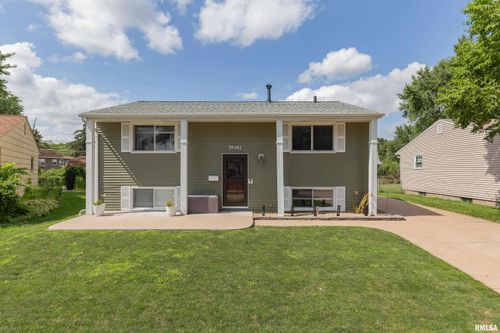 4809 45th Ave, Moline, IL, 61265-6788 | Card Image