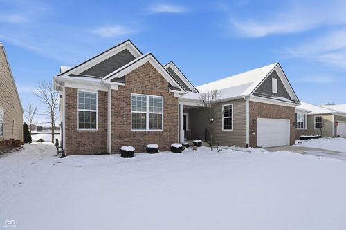 16067 Loire Valley Dr, Fishers, IN, 46037-7471 | Card Image