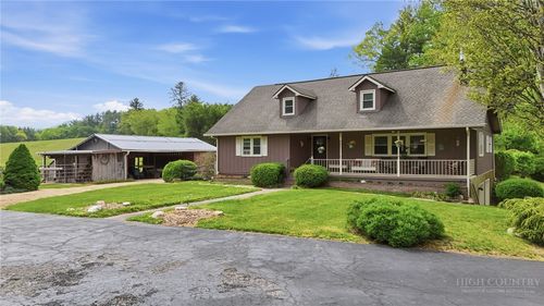 11 Summer Ln, Spruce Pine, NC, 28777-8270 | Card Image