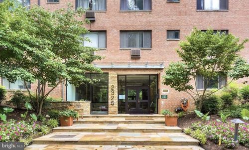 420-2325 42nd St Nw, WASHINGTON, DC, 20007-6917 | Card Image