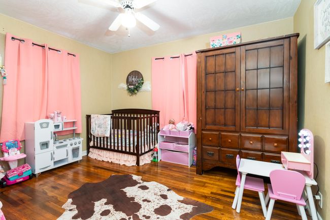 317W1ststMillerMO(1of28) | Image 19