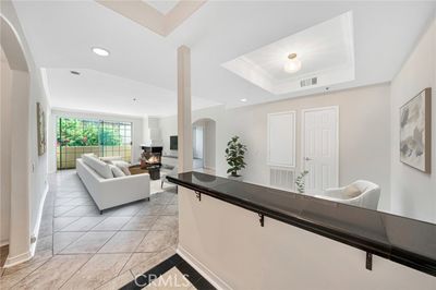 108 - Bloomfield Street, Condo with 2 bedrooms, 2 bathrooms and 2 parking in Toluca Lake CA | Image 3