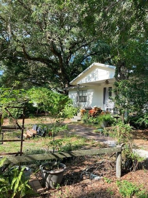 111 14th St Se, RUSKIN, FL, 33570-5013 | Card Image