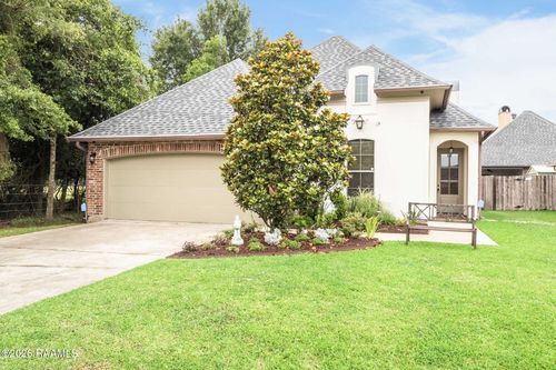 302 Rivergrass Dr, Lafayette, LA, 70508-7229 | Card Image