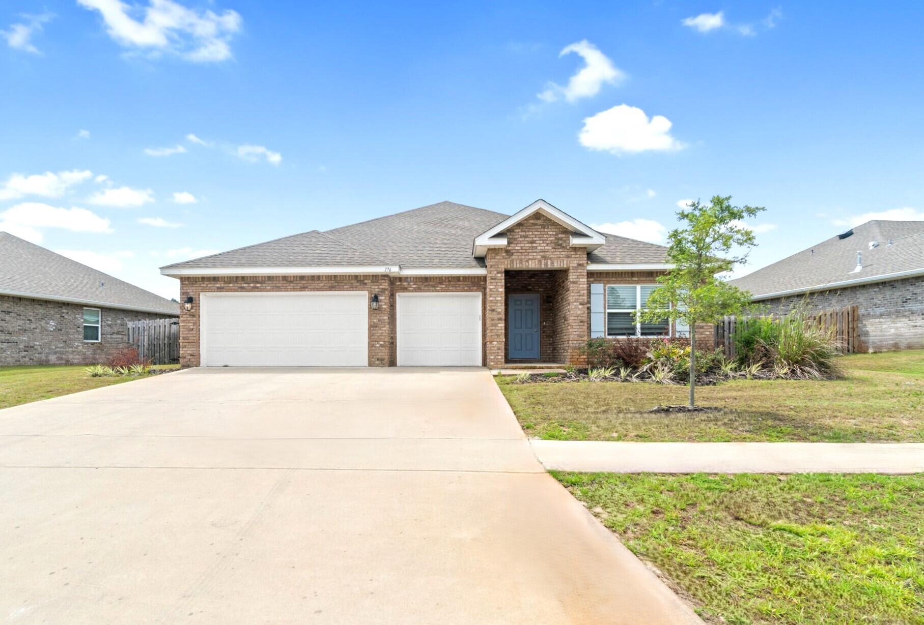 Sky Way, Freeport, FL 32439