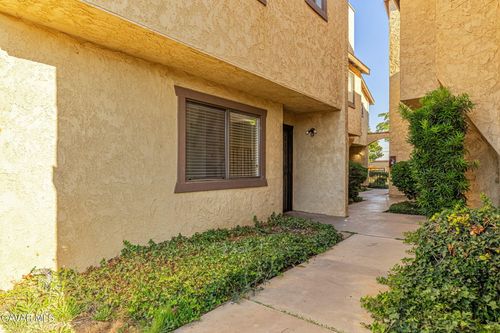 1318 W Avenue J4, Lancaster, CA, 93534-4047 | Card Image