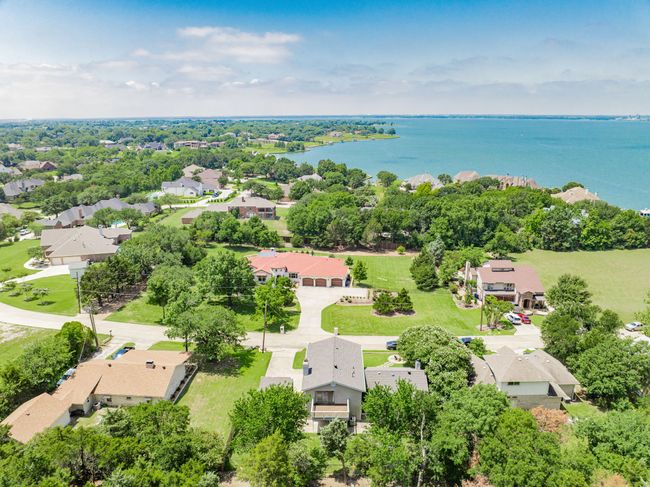 806 Twin View St, House other with 4 bedrooms, 3 bathrooms and null parking in Heath TX | Image 7