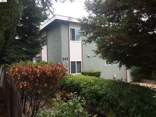 582 E H St, Benicia, CA, 94510-3449 | Card Image