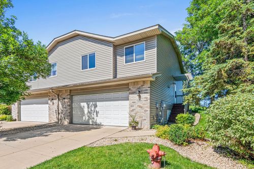 7289 32nd Ave N, Crystal, MN, 55427-2834 | Card Image