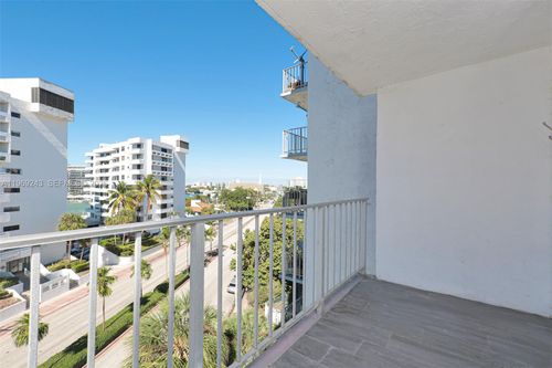 apt-608-6801 Indian Creek Dr, Miami Beach, FL, 33141-3865 | Card Image